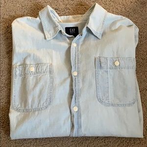 Gap Button Down Long Sleeve